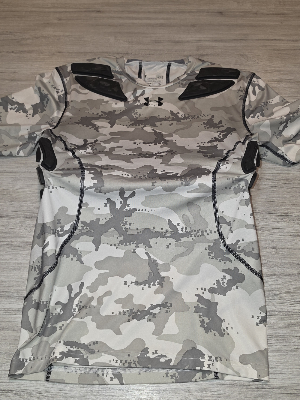 Under Armour Gameday Armour 5-Pad Camo Top